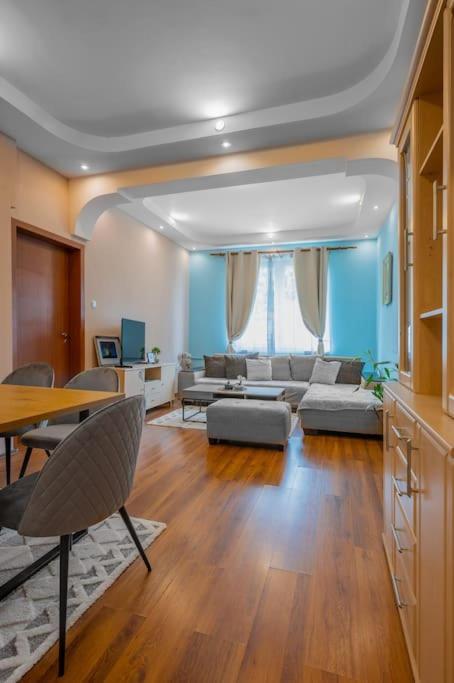 Spacious 3Bd Central Apartment Sofya Dış mekan fotoğraf
